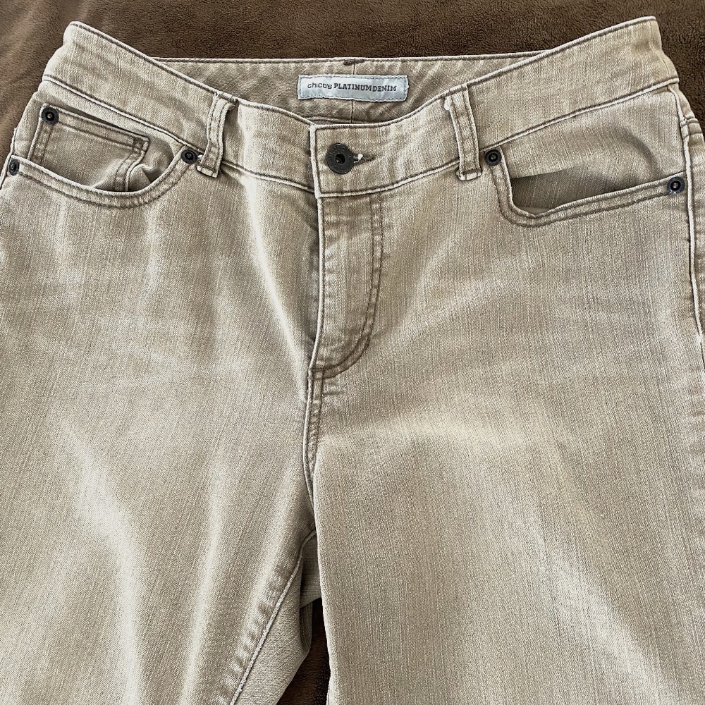 Women’s Chico’s Tan PlatinuDenim Jeans Chico’s Size 1 Regular or Regular size 10